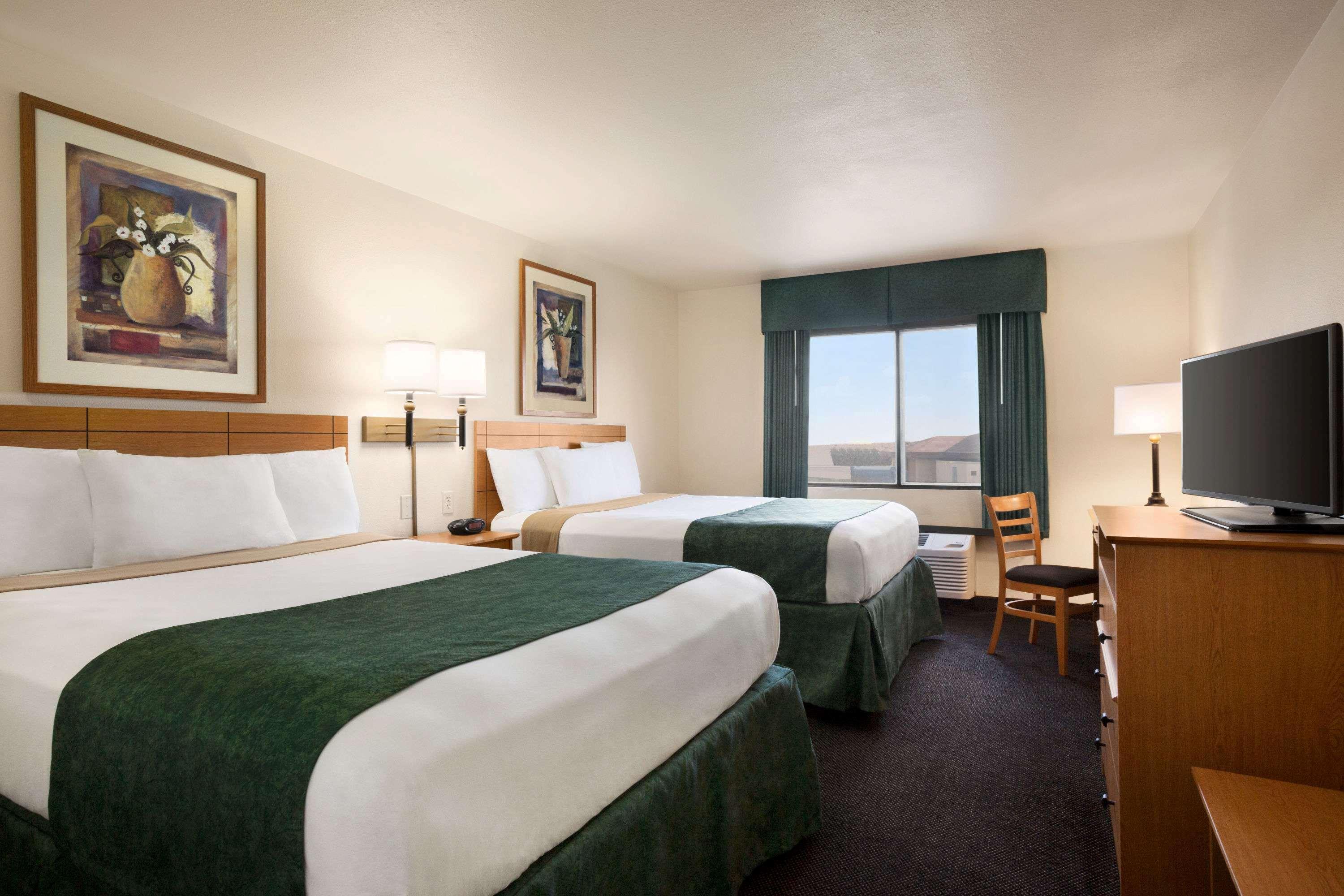 Travelodge By Wyndham Pecos Bagian luar foto