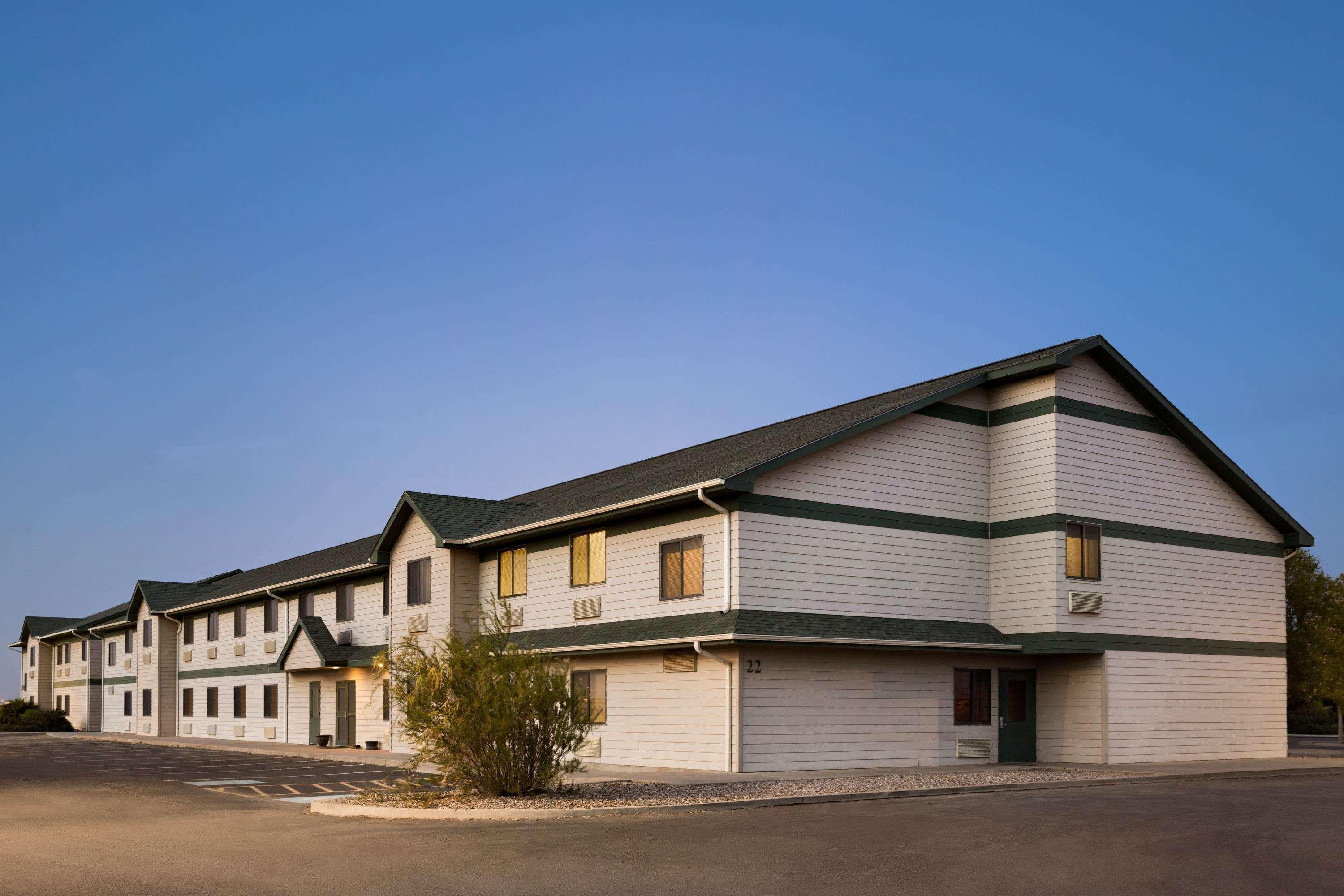 Travelodge By Wyndham Pecos Bagian luar foto