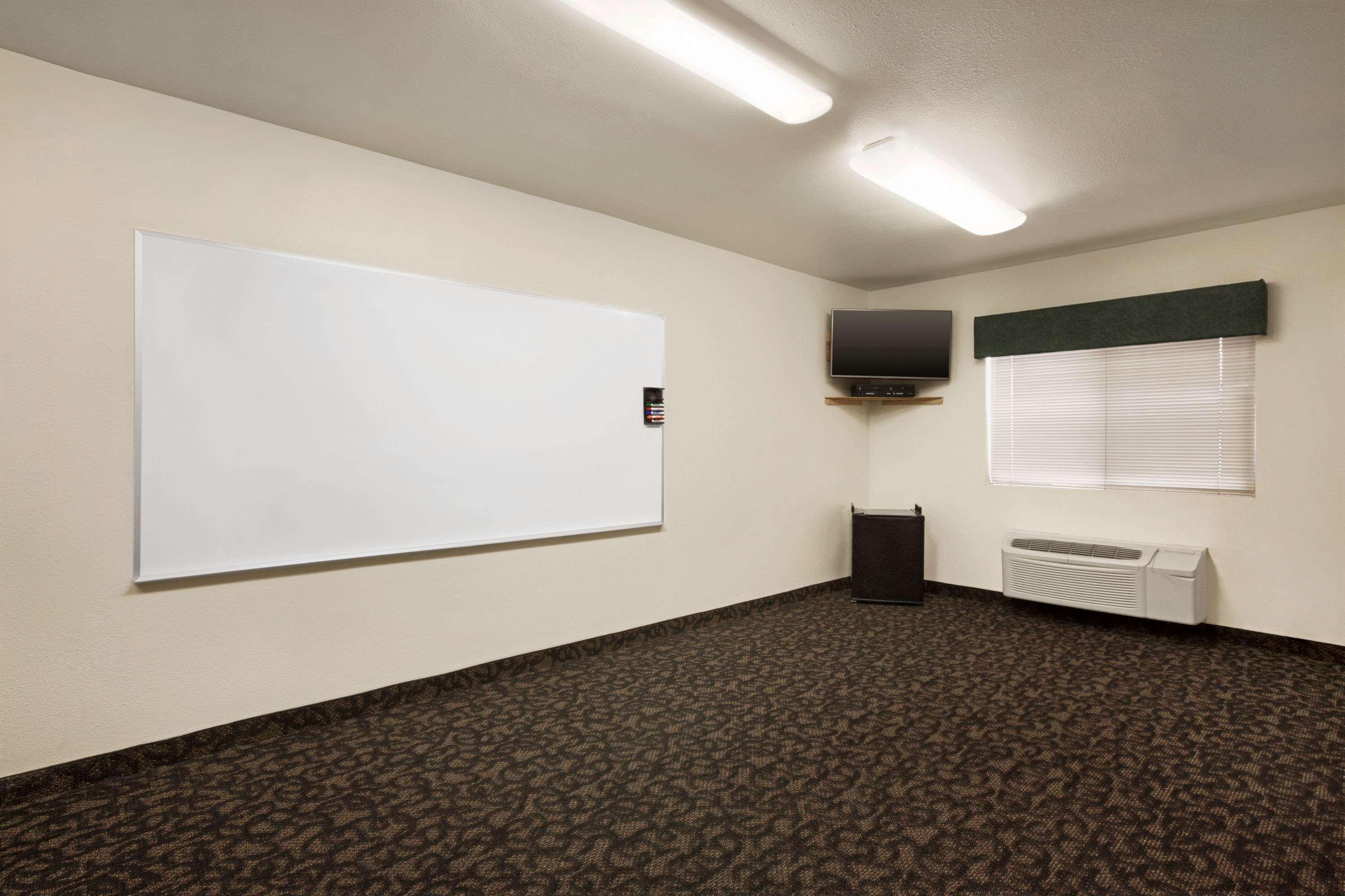 Travelodge By Wyndham Pecos Bagian luar foto